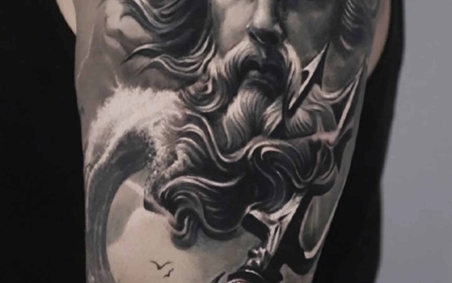 Cold precision and visual power in the tattoos of Roman Ignatenko