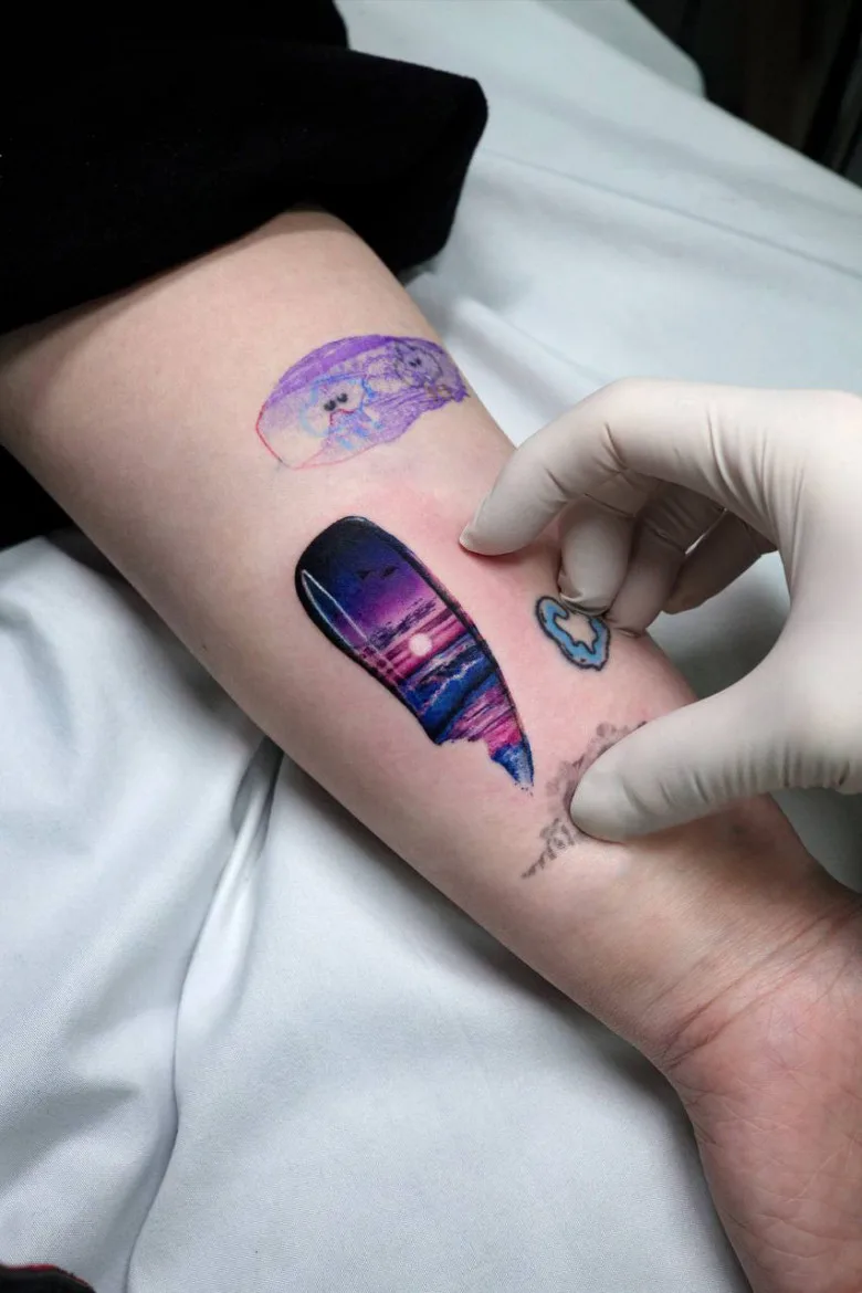 Tattoo artist Moodji