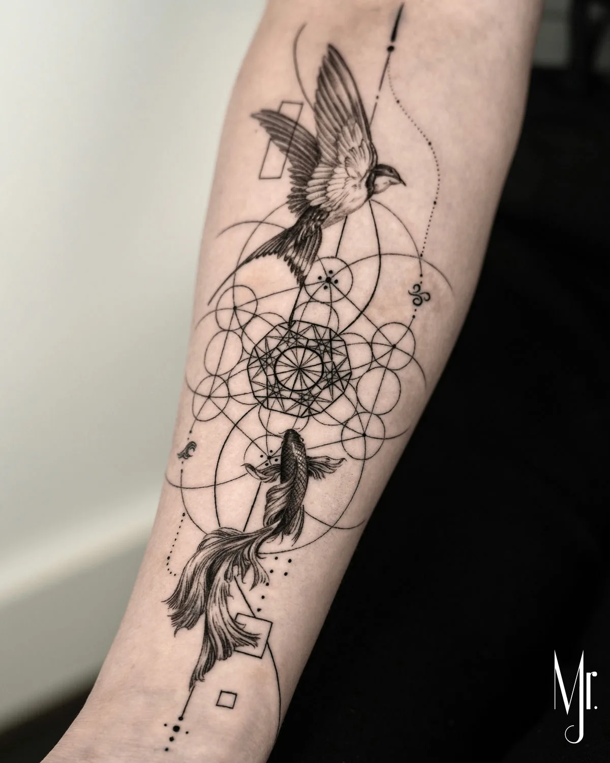 Tattoo artist Mr. J Fineline