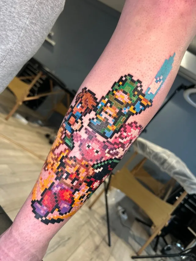 Tattoo artist mrpixel.tattooer
