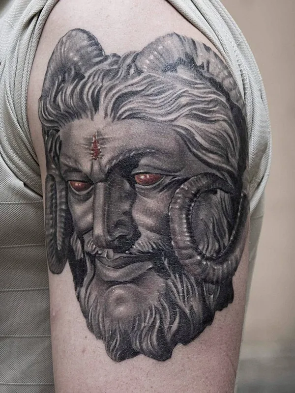 black and grey realism татуировка на bicep #22866 | Тату мастер Андрей Сергеевич Солодяжников