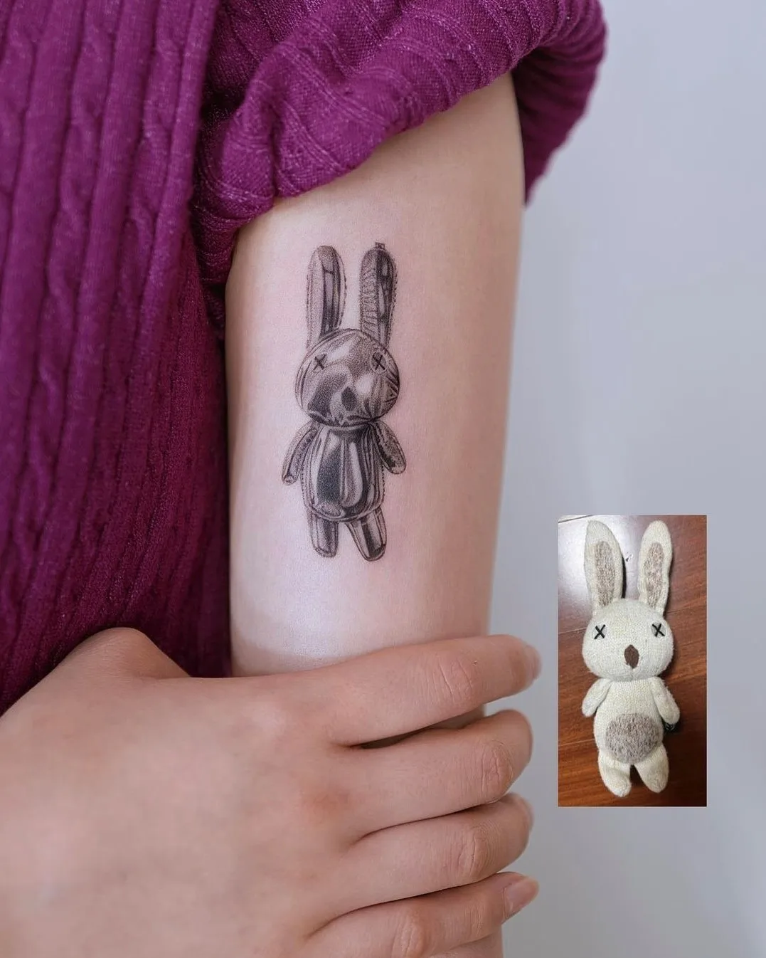 Tattoo artist Nando