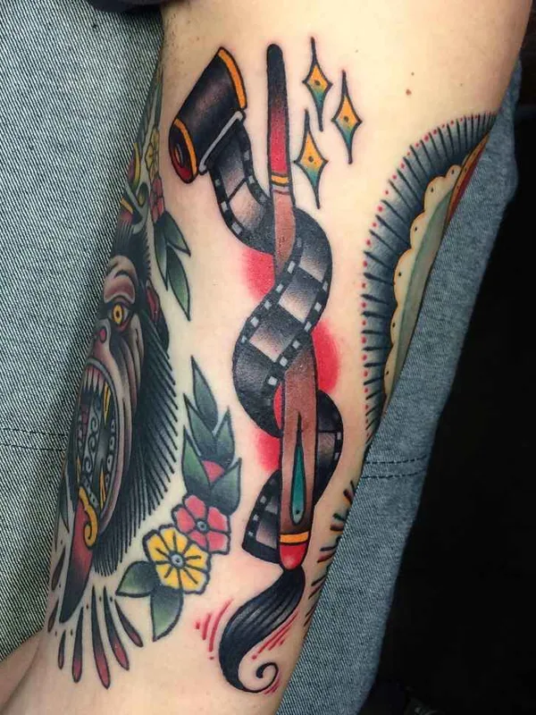 color traditional 纹身 在 forearm #11509 | 纹身师 Алексей Тол