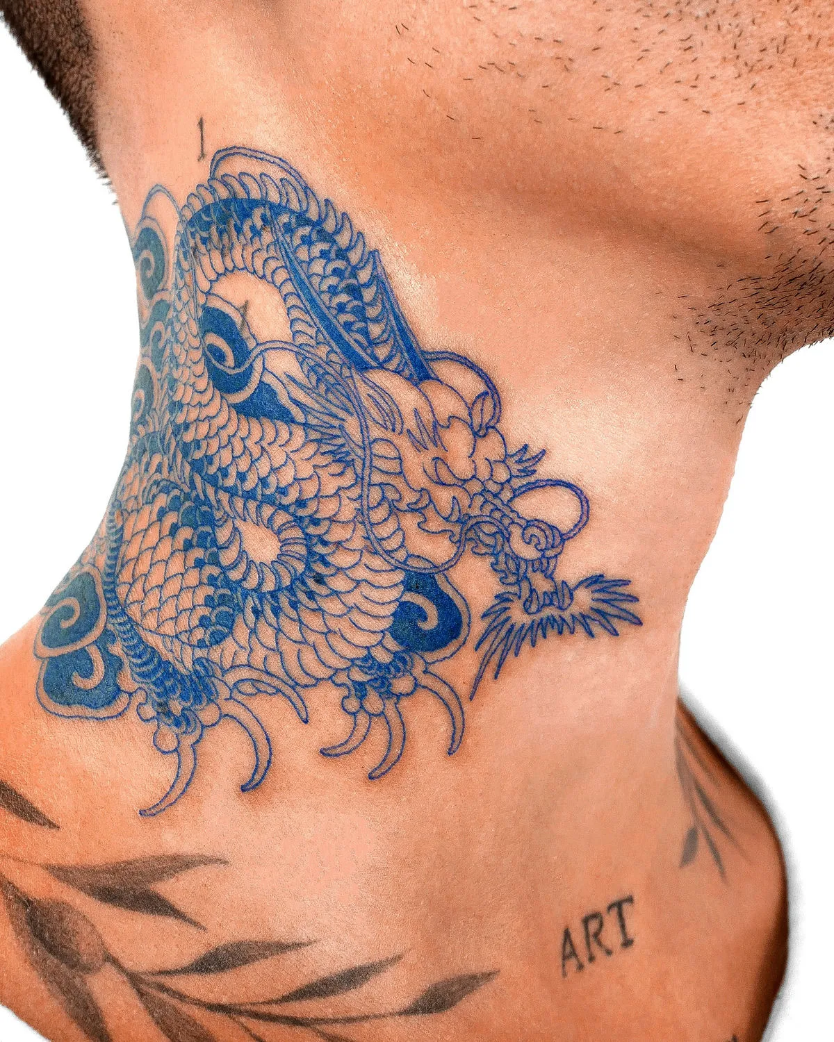 Tattoo artist Jeonghun Seo aka @Nobodytattoo