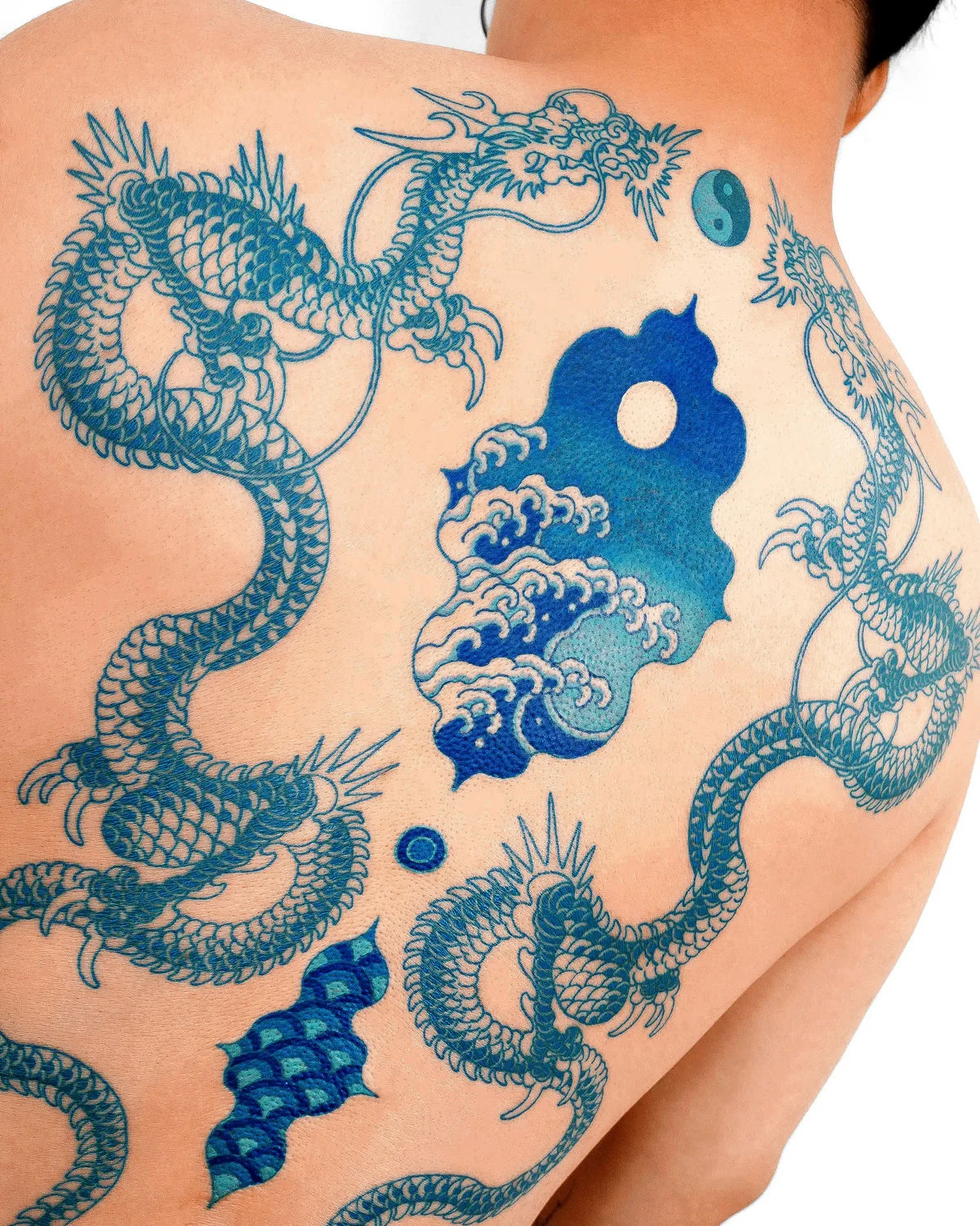 Tattoo artist Jeonghun Seo aka @Nobodytattoo