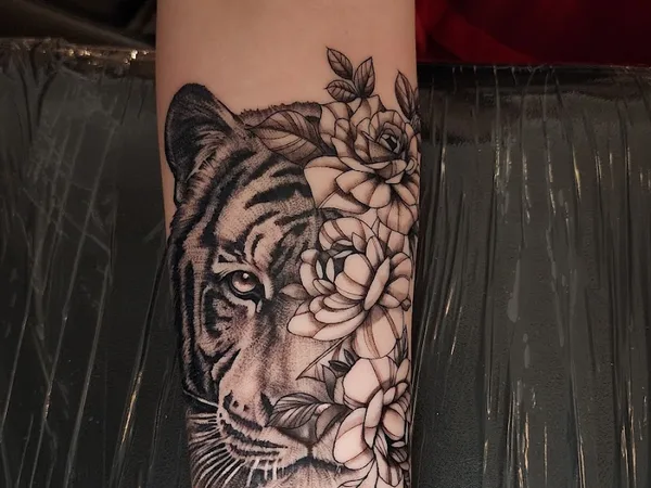 OMEN TATTOO STUDIO
