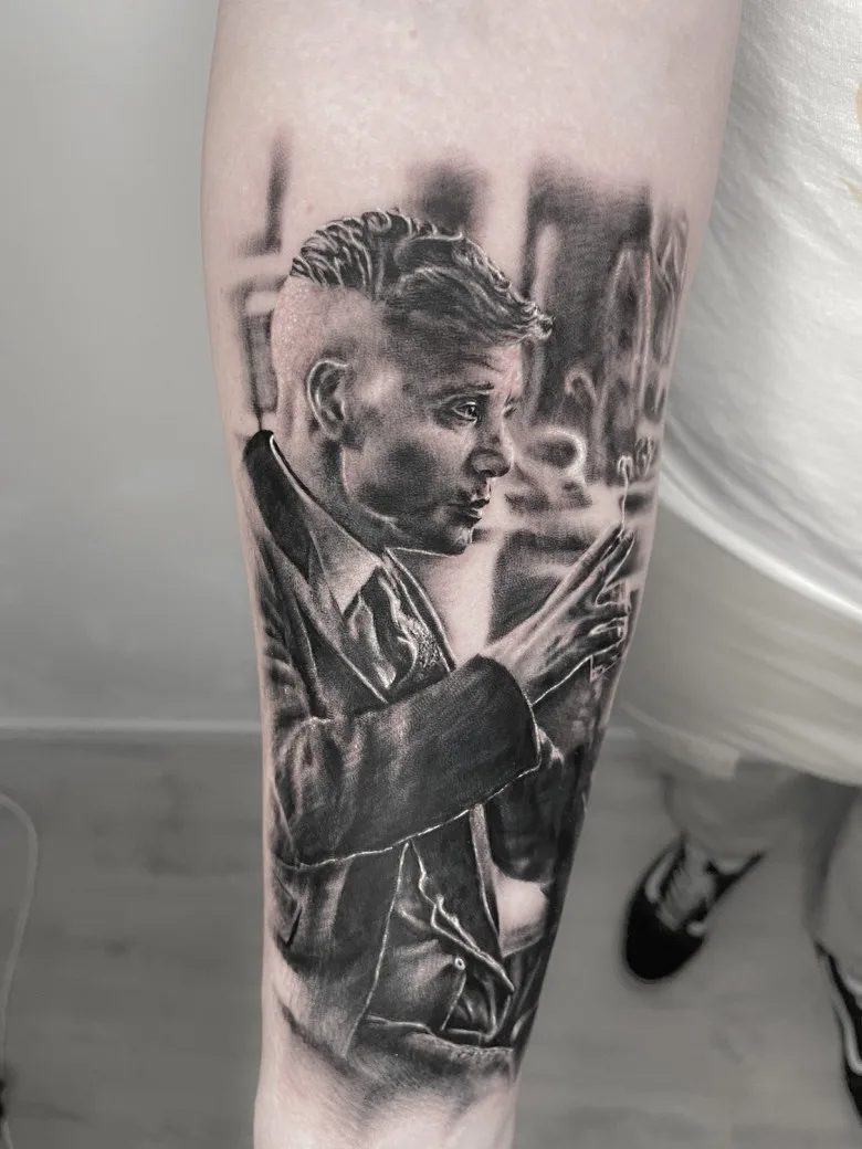 Tattoo artist Patrick Fumfar