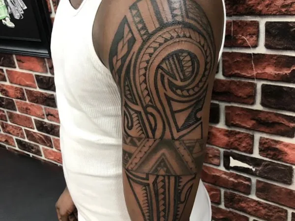 PHAROAH’S HOUND TATTOOS AND PIERCINGS LAGOS