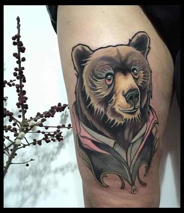 Neo Traditional Bear, Animal tattoo on Thigh
