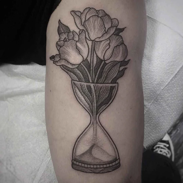 Blackwork Flowers, Hourglass tattoo on Forearm