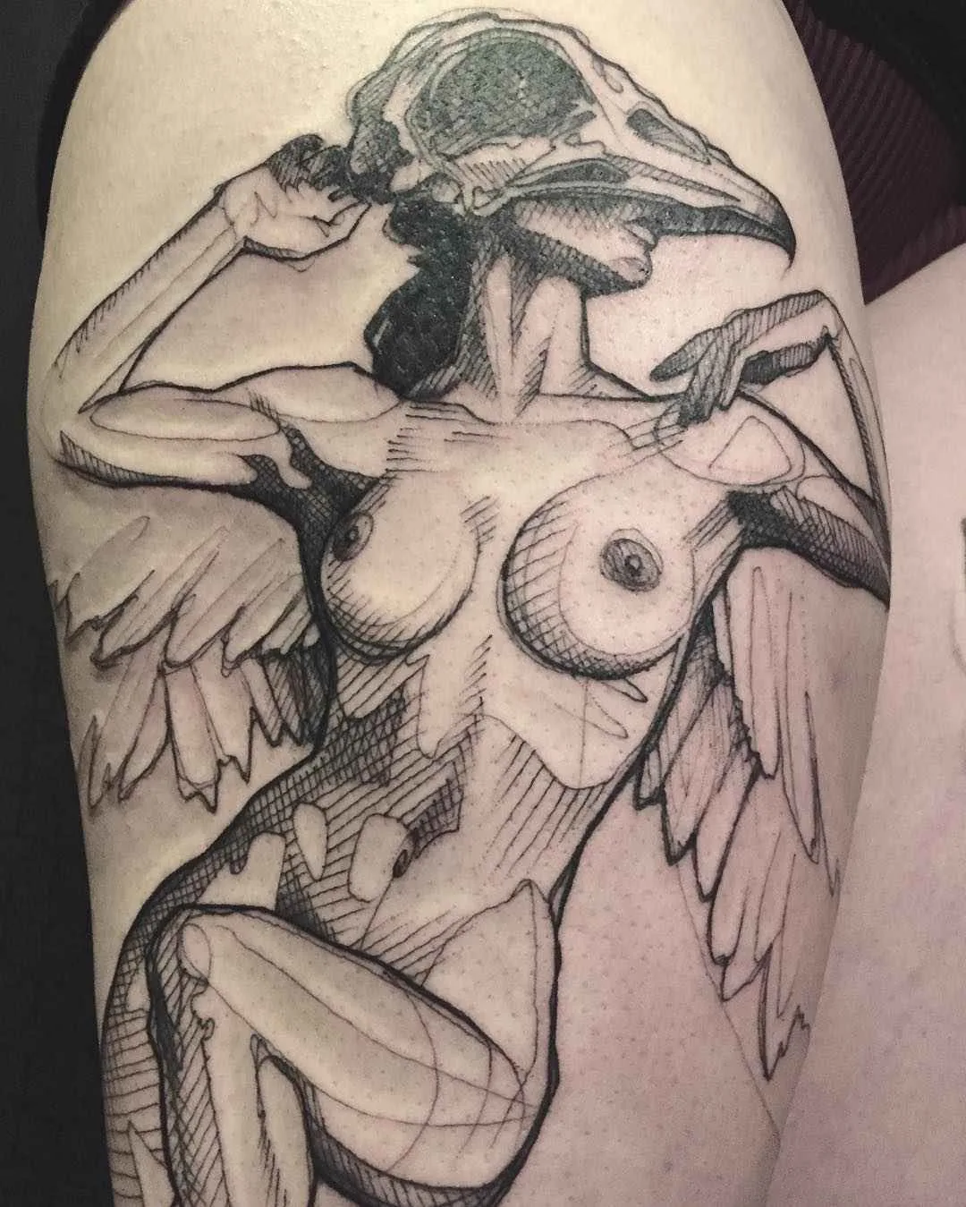Тату мастер L'oiseau Franck Solers поэтичные графичные скетч татуировки