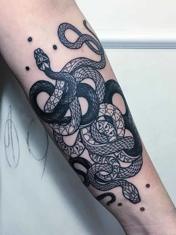 black blackwork 타투 부위 forearm #6599 | 타투이스트 Mirko Sata