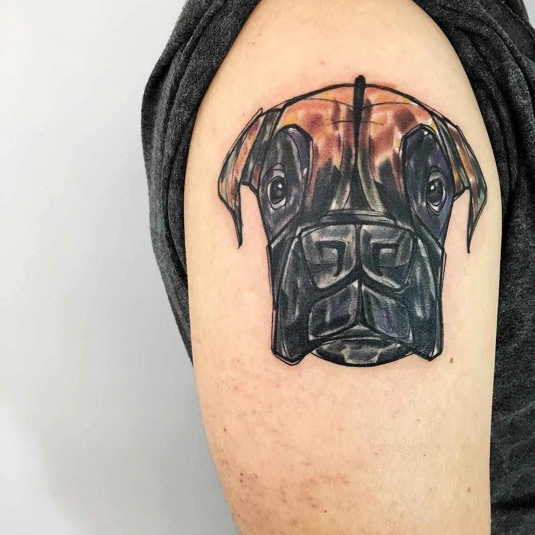 Tatuatore Luca Testadiferro disegno a colori tatuaggio a tratto