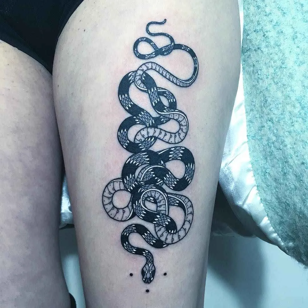 Тату-мастер Mirko Sata дизайн татуировки змеи, белые татуировки | Tattoo artist Mirko Sata snake design tattoo , white tattoos