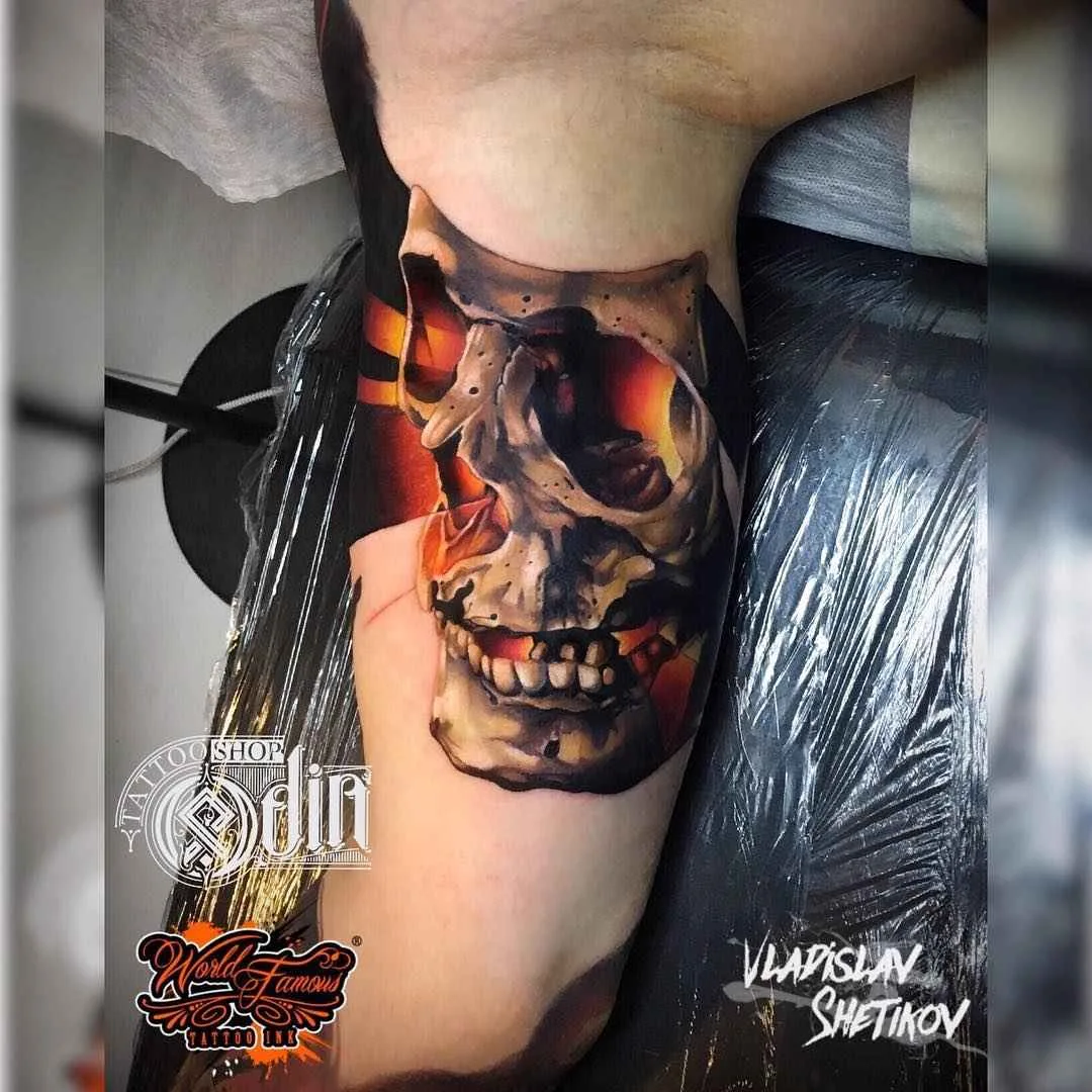 Tatuador Vladislav Shetikov tatuagem colorida realista, nova escola | Rússia