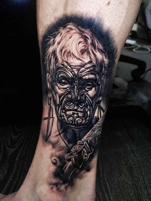 black and grey black and grey Tatuaggio su calf #15854 | Tatuatore Hokowhitu Sciascia