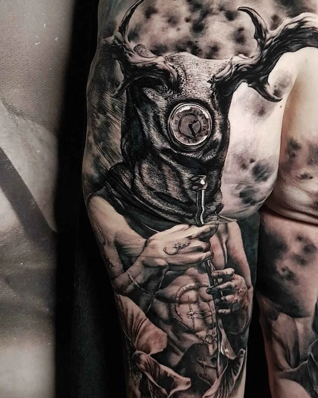 Tattoo artista Hokowhitu Sciascia nero&grigio stile autore horror tattoo | Melbourne, Australia