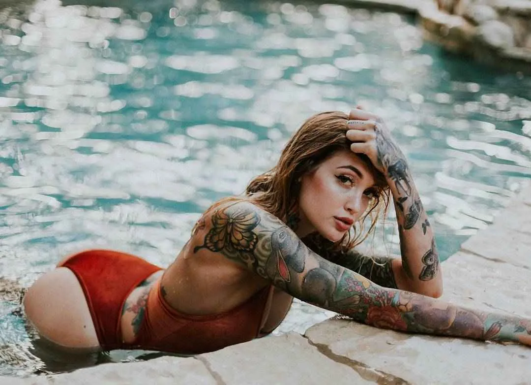 Tattooed model Torrie Blake , alternative photo model , tattooed girl