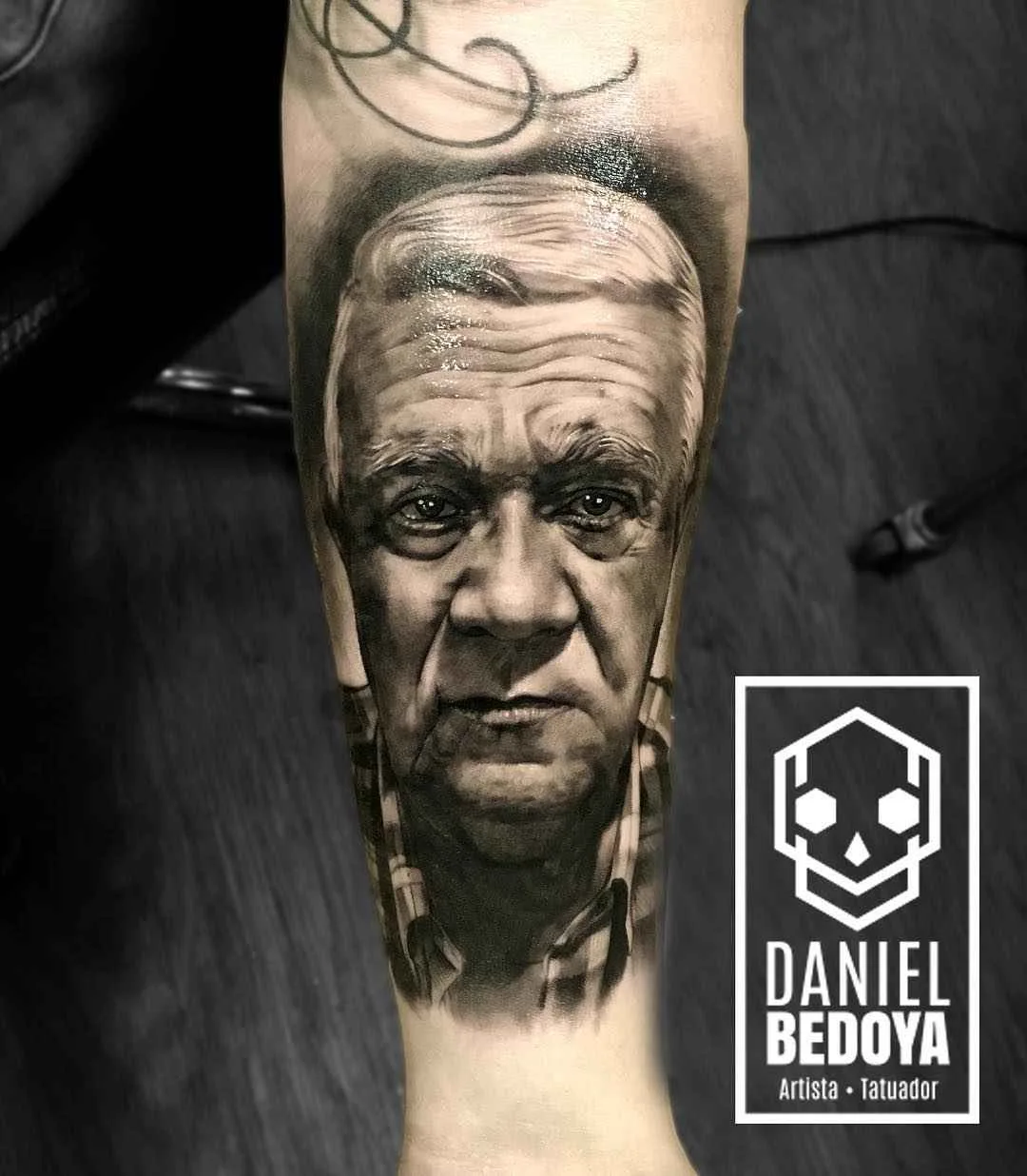 Tattoo artista Daniel Bedoya colore e nero e grigio realistico tattoo | Pereira, Colombia
