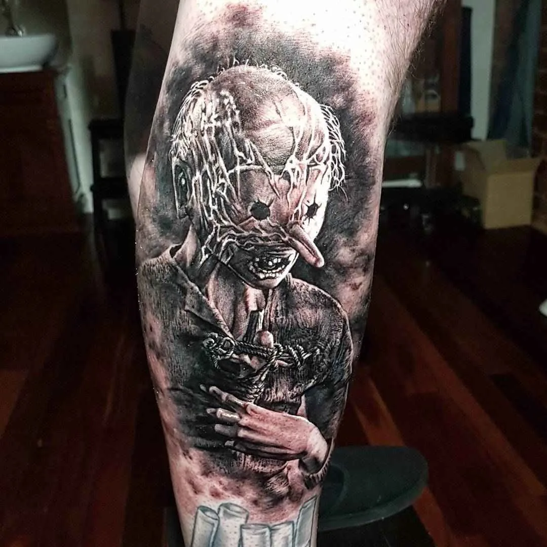 Tattoo artista Hokowhitu Sciascia nero&grigio stile autore horror tattoo | Melbourne, Australia