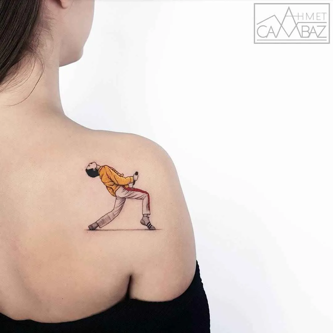 Tatuaggio artista Ahmet Cambaz luce autori minialistici tatuaggio | Istanbul, Turchia