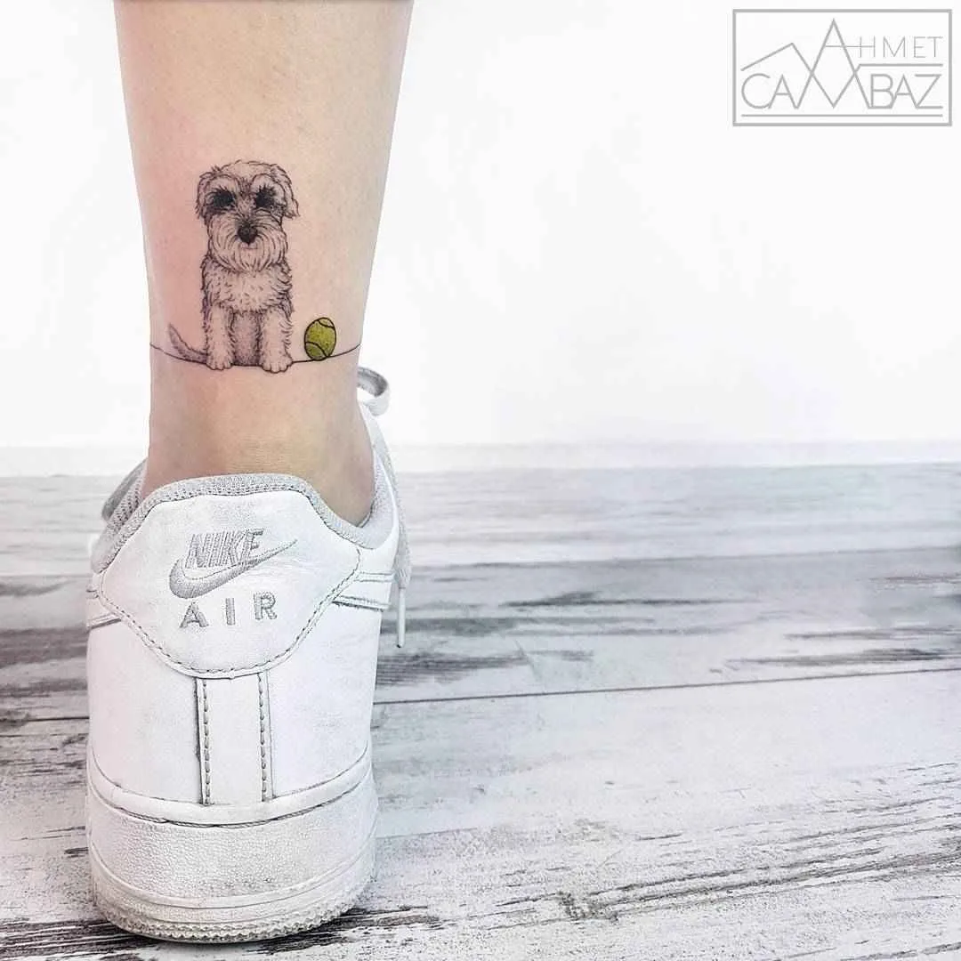 Tatuaggio artista Ahmet Cambaz luce autori minialistici tatuaggio | Istanbul, Turchia
