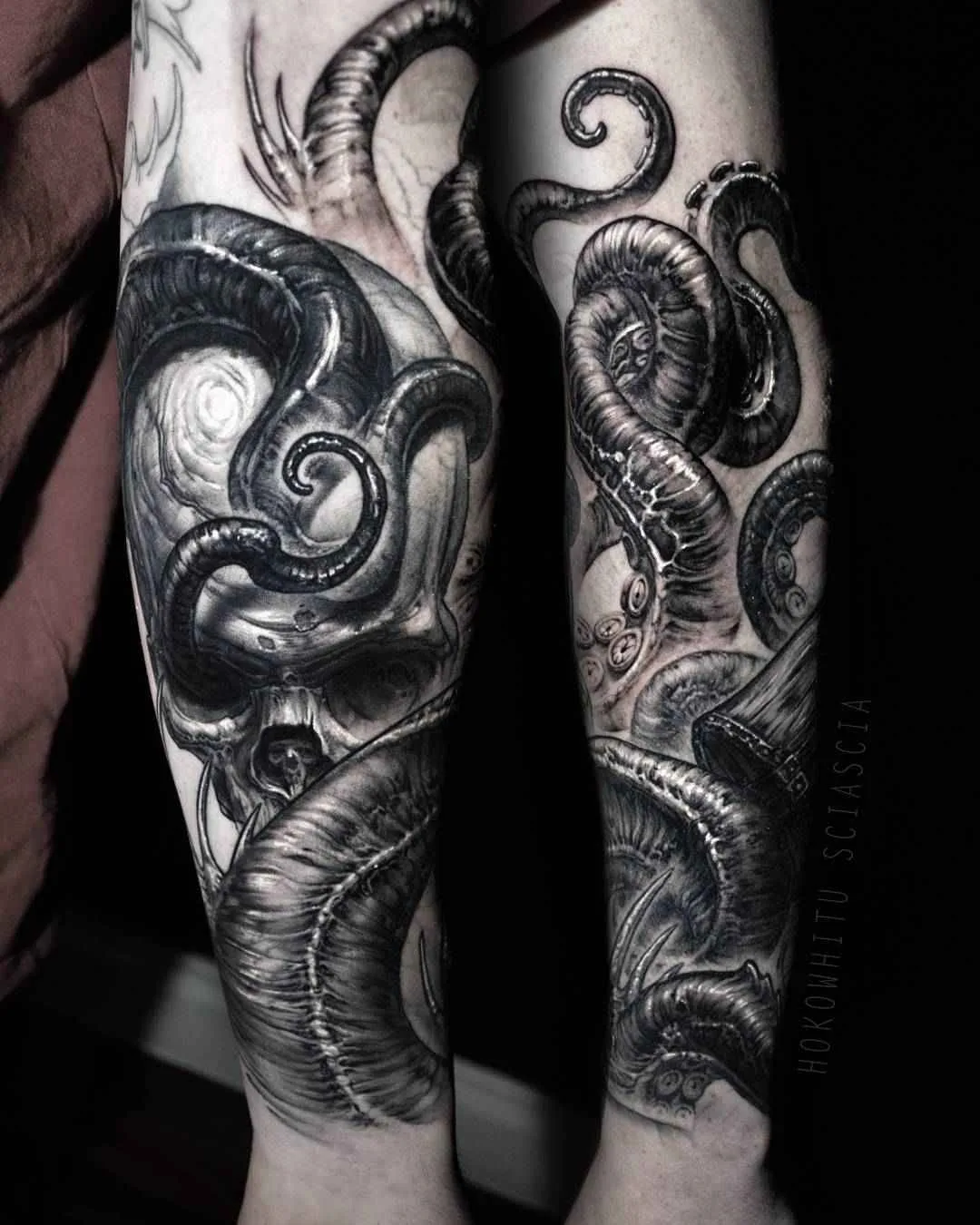 Tattoo artista Hokowhitu Sciascia nero&grigio stile autore horror tattoo | Melbourne, Australia