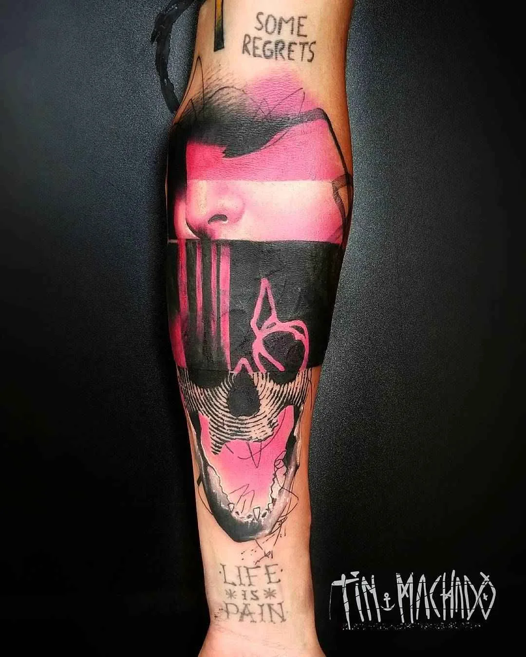 Artista del tatuaggio Tin Machado color authors tatuaggio surreale con elementi di ritratto realistico | Buenos Aires, Argentina