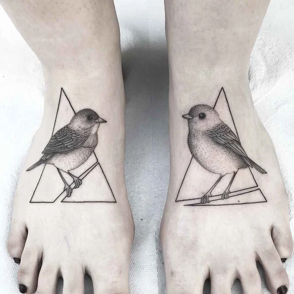 Blackwork Bird, Triangle tattoo on Foot