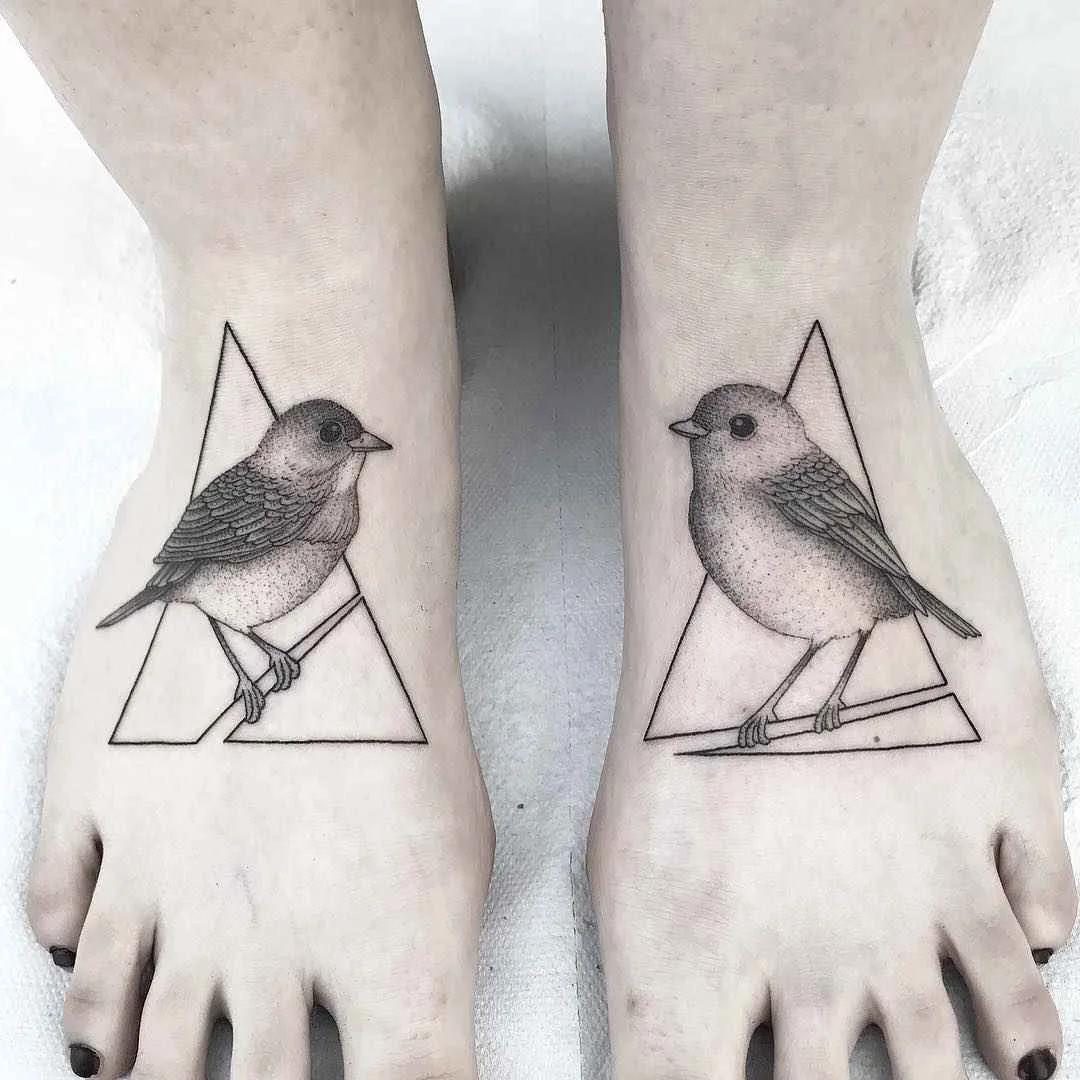 Tattoo artist Michele Volpi authors style minimalistic tattoo, linework, dotwork | Italy