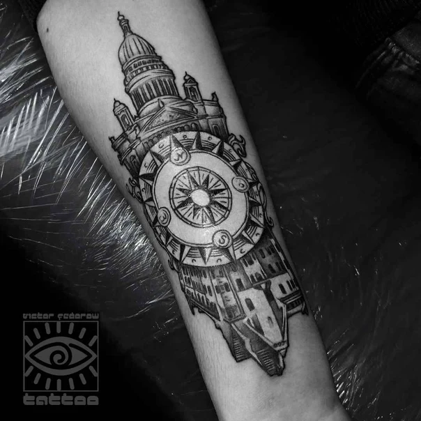 Блэкворк Compass, Architecture tattoo на Предплечье