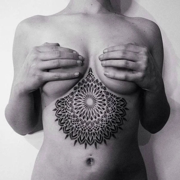 Mandala Mandala, Geometric tattoo on Sternum