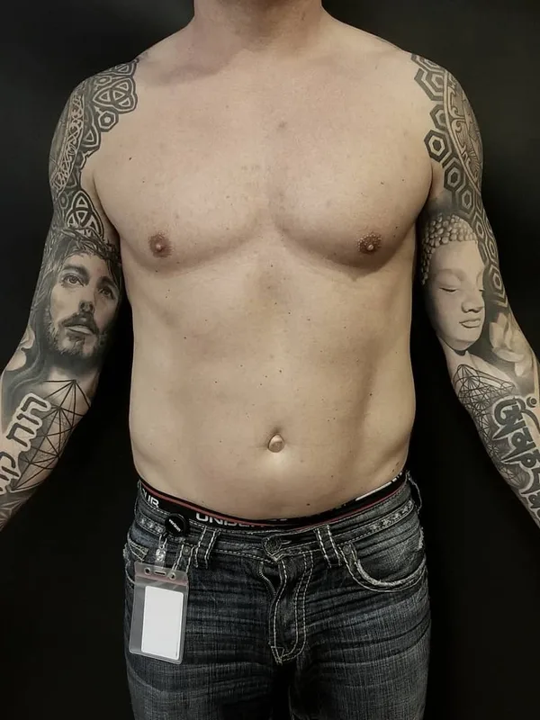 male black and grey realism Tatuagem em full sleeve #27372 | Tatuador Chris Adamek