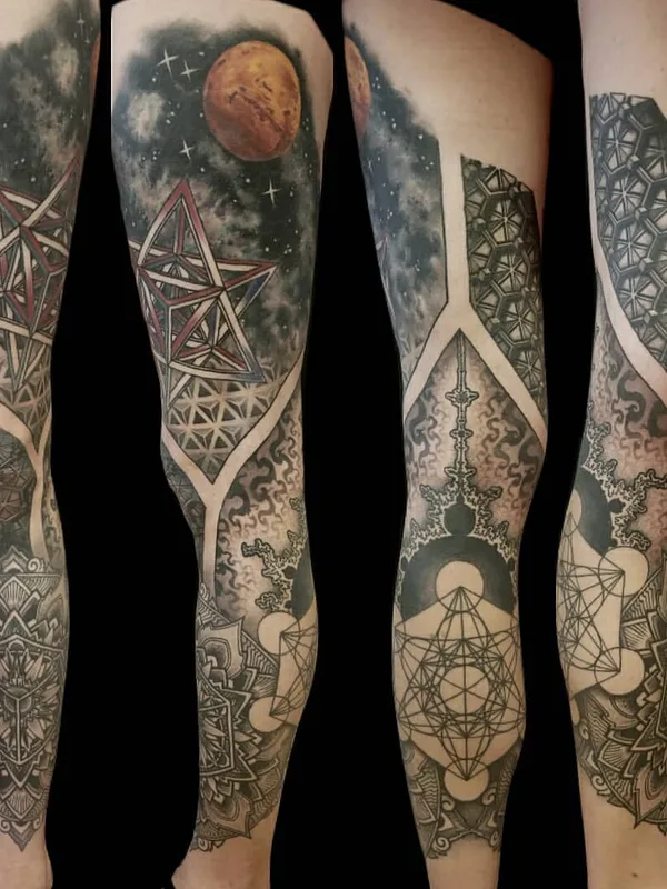 black and grey geometric Tatuagem em full leg #27370 | Tatuador Chris Adamek