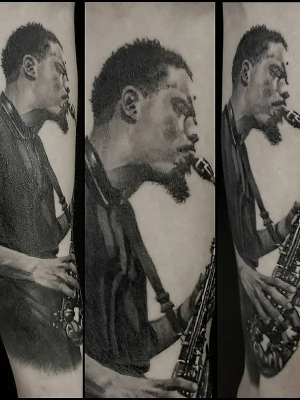 black and grey realism Tatuagem em forearm #27367 | Tatuador Chris Adamek