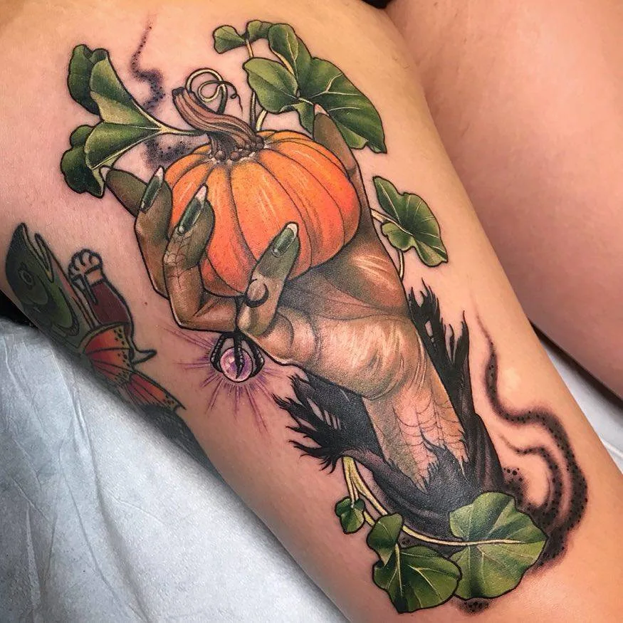 Artista de tatuagem Samantha Smith, cria tatuagem de cor neo tradicional, design individual | Calgary, Canadá
