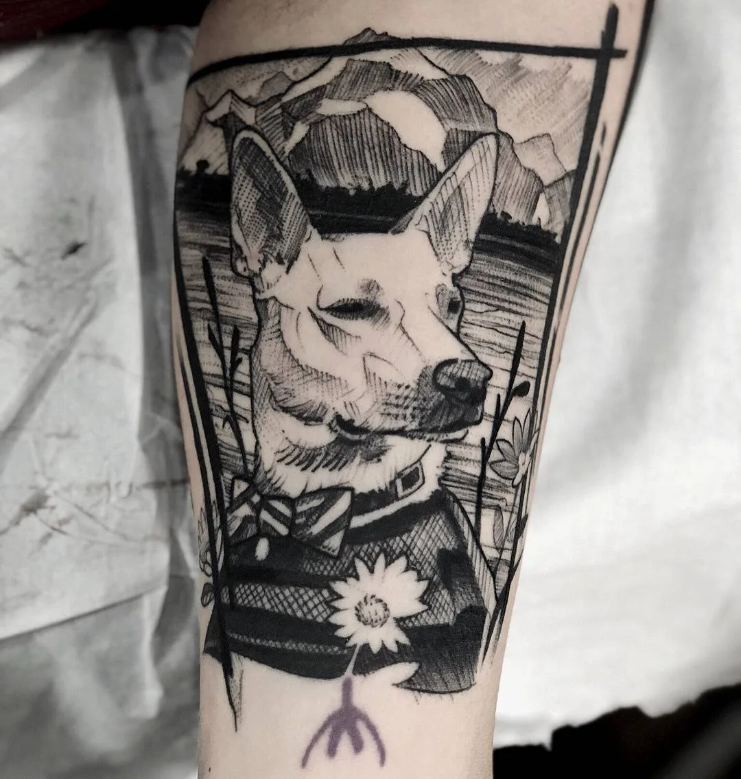 Artista de tatuagem Mike Riina, estilo de esboço livre de tatuagem de esboço negro | EUA