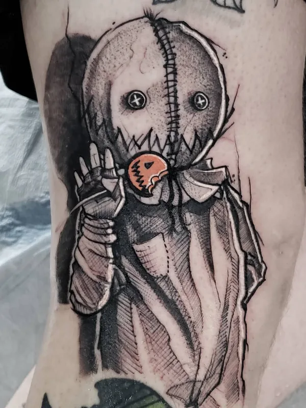 black and grey sketch Tatuaggio su thigh #27736 | Tatuatore Mike Riina