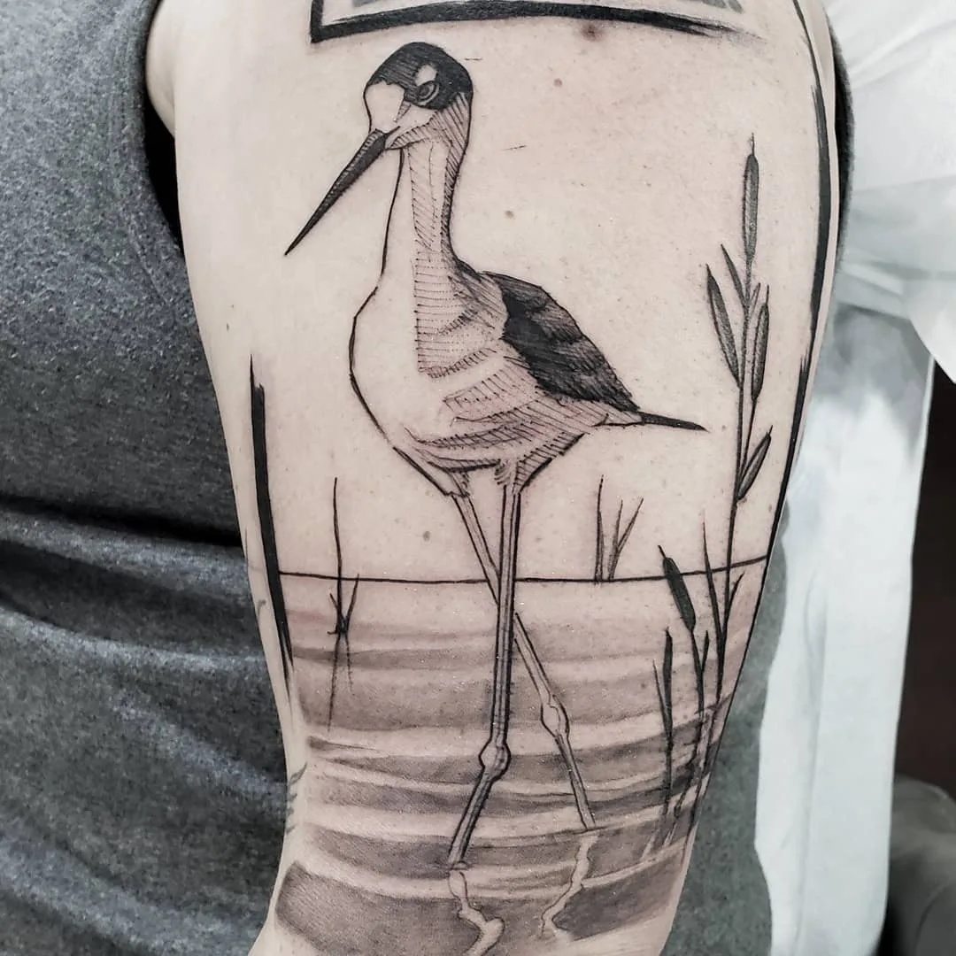 Artista de tatuagem Mike Riina, estilo de esboço livre de tatuagem de esboço negro | EUA