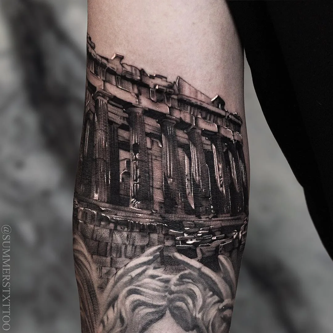 Tatuador Evan Summers, tatuagem realista em ponto preto | Rússia, Indonésia
