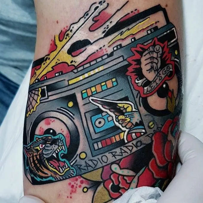 Tattoo artist Eddie Czaicki,  color traditional tattoo, authors style, old school | Paris, France