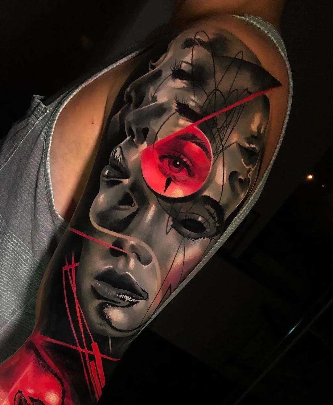 Tattoo artist Walter Montero, color surrealistic tattoo realism | Paderborn, Germany