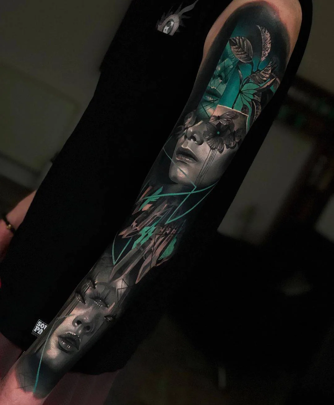 Tattoo artist Walter Montero, color surrealistic tattoo realism | Paderborn, Germany