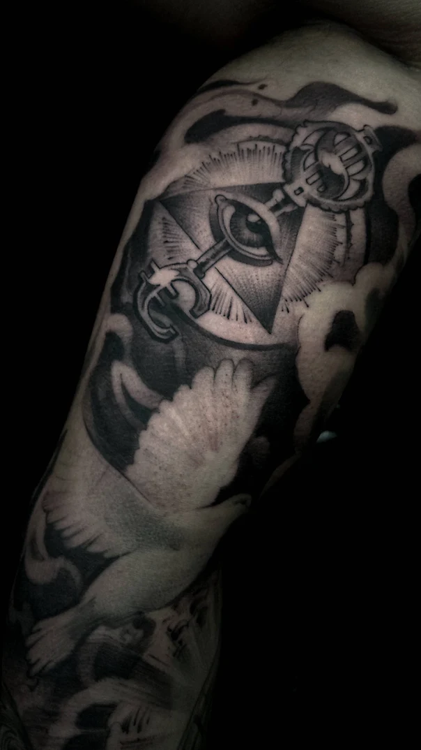 Black & Grey Eye, Key tattoo on Forearm