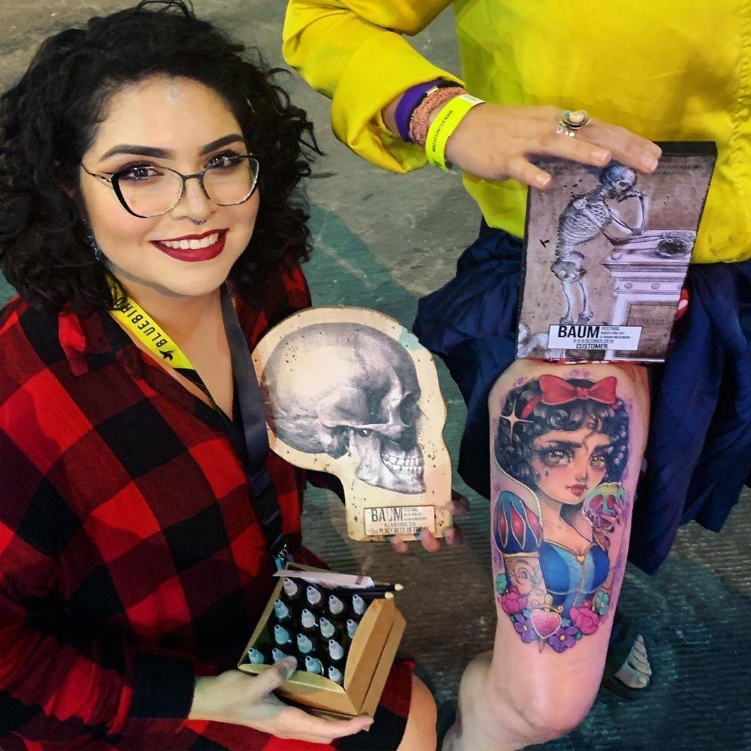 Tattoo artist Lilian Raya Mexico