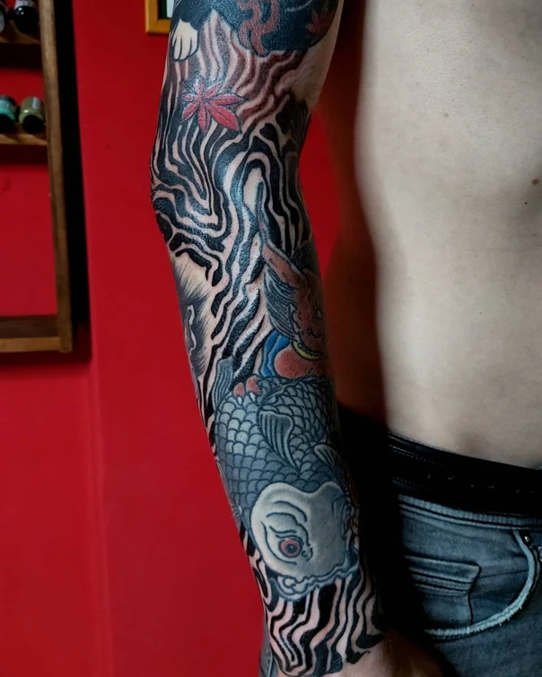 Японская Koi fish, Wave tattoo на Полный рукав