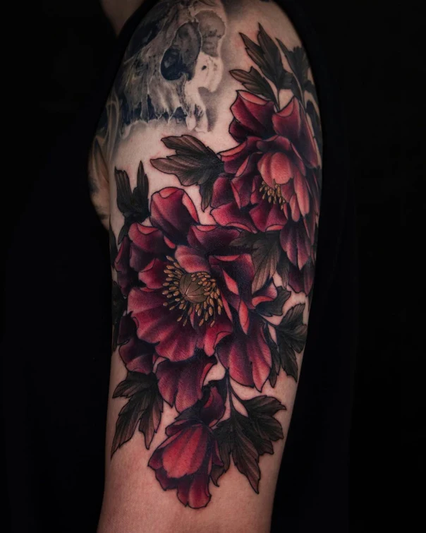Realism Flowers, Skull tattoo on Upper Arm