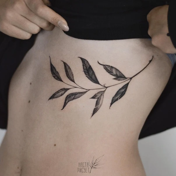 Файнлайн Leaf, Branch tattoo на Ribcage