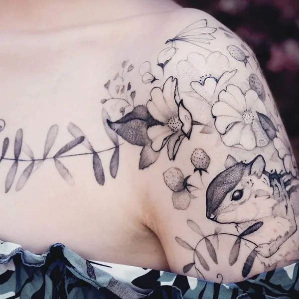 Feminine tattoo by Анастасия Патласова in Moscow