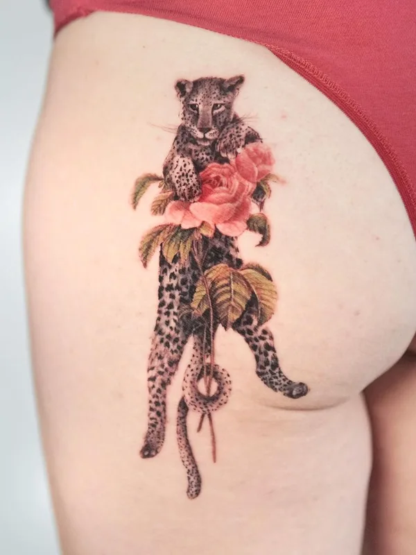 female color realism 纹身 在 hip #47572 | 纹身师 Simge Güleryüz
